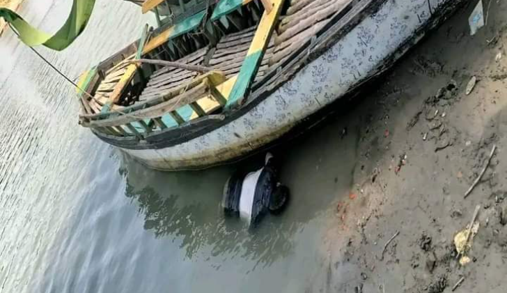 ময়মনসিংহের কাচারি ঘাট ব্রহ্মপুত্র নদের পাড়ে মিললো কিশোরের লাশ